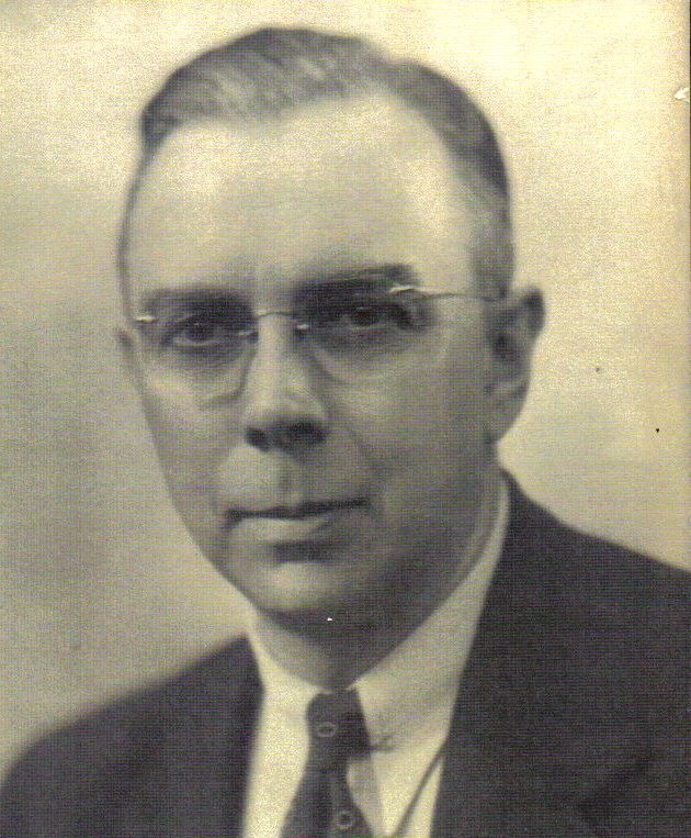 Photo of photos/John Robert McLennan b1889 portrait
